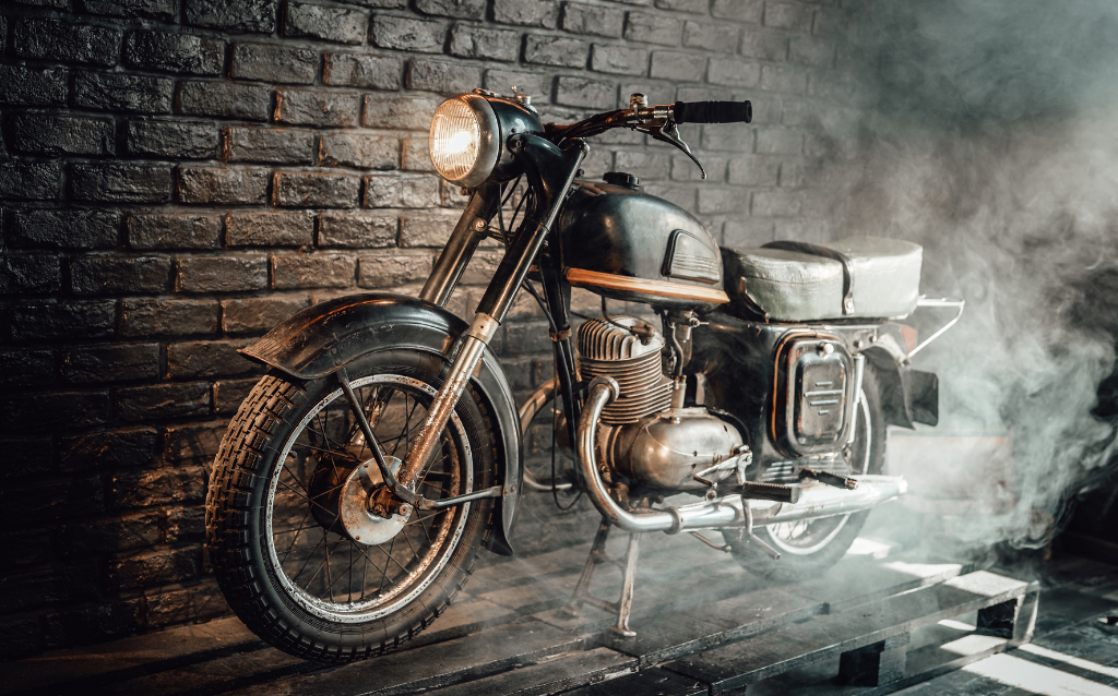 Motosiklet Neden Beyaz Duman Atar? | MotoClup Arıza Rehberi