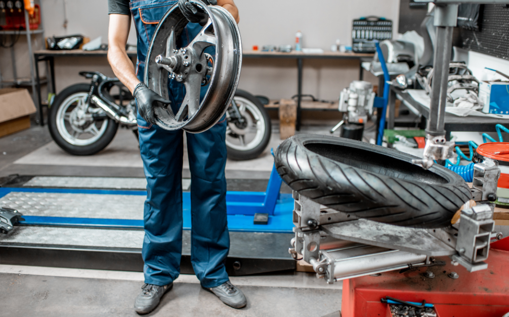 Motosiklet Lastiği Ne Zaman Değiştirilmeli? | Motoblog
