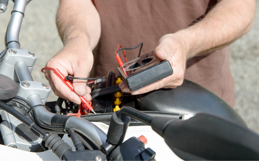 Jump Starter Powerbank ile Motosiklet Nasıl Çalıştırılır?