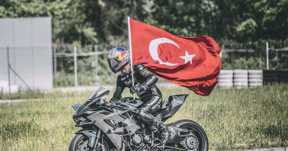 En Ünlü Türk Motosiklet Yarışçıları Kimlerdir?